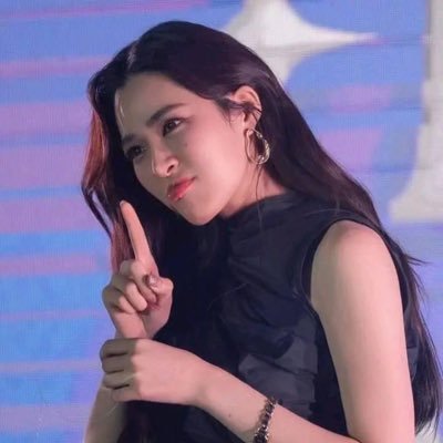Account Support #LingOrm Only One ☝️ : @linglingsirilak , @ormmormm ตั้งใจรักทั้งคู่ อย่างที่สุดดด❤️🫶