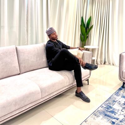 citibanker01's profile picture. God’s work in progress | Economist| I vent here😅