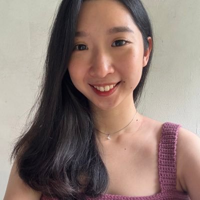 revinad_'s profile picture. I create art thru yarns🧶 @revistitches