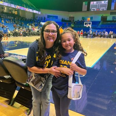 mariareds's profile picture. Independent thinker, I want to be a writer when I grow up • LDS • Mental health • Pokémon • @binder_and_sleeve • 49ers fan #FTTB • #FeverRising