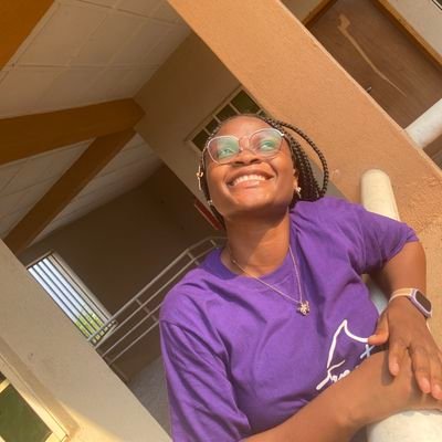 treatsbytimsss's profile picture. A baker 🧁🍩👩‍🎨