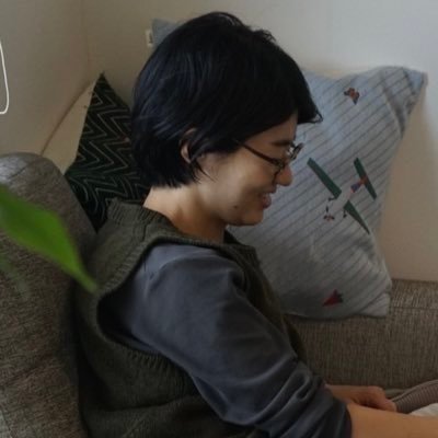 はり師・きゅう師・按マ指師。前職はインテリアや民藝・古物関係のお仕事を🌿 東洋医学、鍼灸、音楽などつぶやきます。フジロック2025