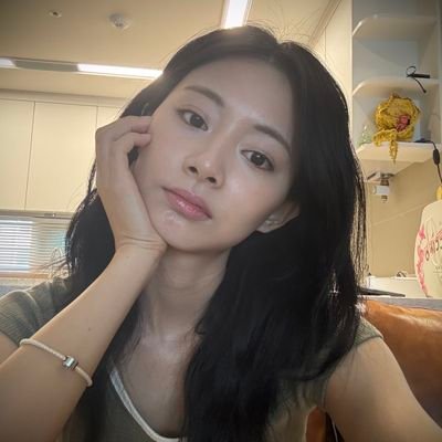 incitynaa's profile picture. dear society, pls be nice