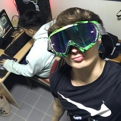GhzMaximo's profile picture. ig : Maxii ghiorzo