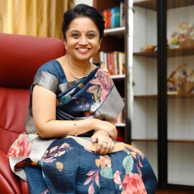 ChaitraNagaraj's profile picture. Dreamer, Believer and a Passionate Teacher!