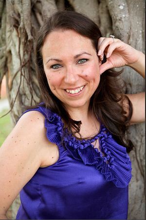 Foodie, wine-o, digital marketer, crafter, reader, and mother with too many hobbies and too little time.