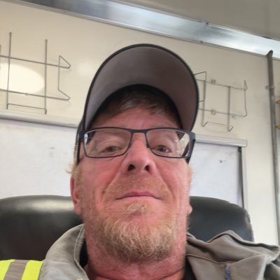 Redbag1974's profile picture. 