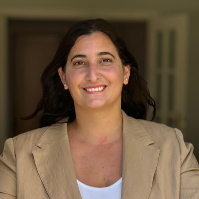 delfinakalfaian's profile picture. 