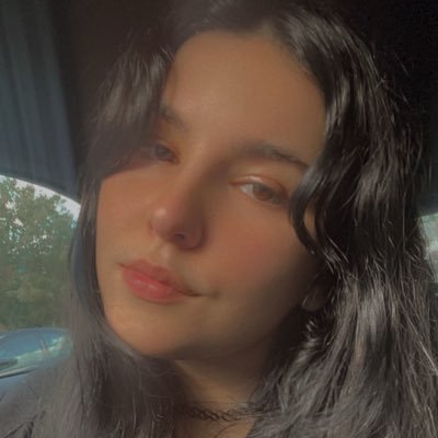 arolalora's profile picture. Let it be.
