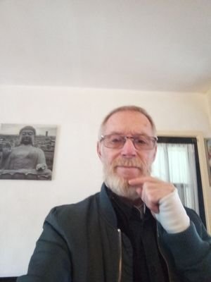 Robin1925574's profile picture. 