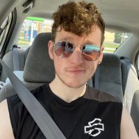 Joey (@joeyswallows) 's Twitter Profile