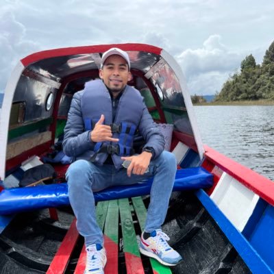 Viajero 🎈, Hincha De Millonarios, Ingeniero de sistemas.