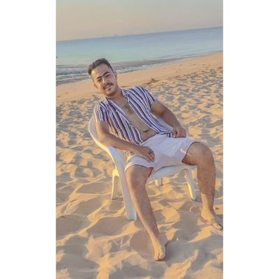 صلي علي حبيبنا وشفيعآ يوم القيامة ❤️ اللهم صلي وسلم وبارك علي سيدنا محمد ❤️