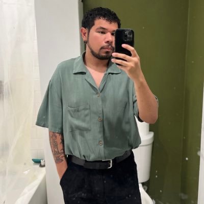 just trying to make it as a photographer| one of the last emos on the planet| pisces ♓️| 26