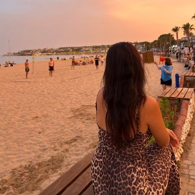 GlGl212631's profile picture. 