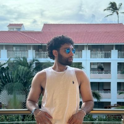 jaredbisla's profile picture. nyc / I like to golf and invest