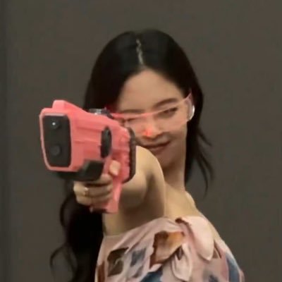 qinwilng22's profile picture. 摩羯女/INTJ/留德华/纯正异性恋/热爱美丽&帅气肉体❤️