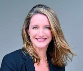 Mother of 3 boys, wife, sister, friend, runner. Marketing Professional at Dell. Personal Stylist. Love traveling, great food and red wine.