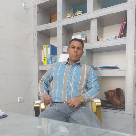 @PahlaviReza
کارشناسی برق،کشتی گیر سابق(سطح تیم ملی)، دوستدار محیط زیست،مؤدب،منطقی،متنفرازدروغ و دروغگو
فالو = بک