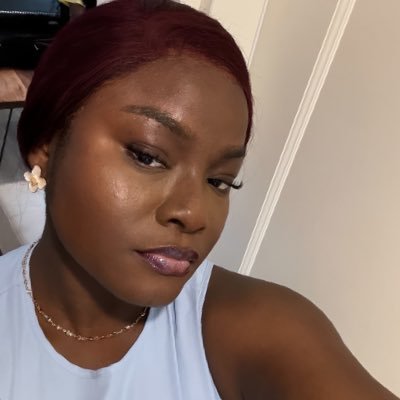 ple_xuss's profile picture. Jesus| Books| Neonatology | Food | Sleep.