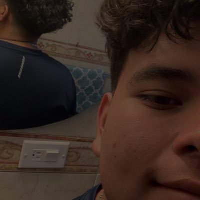 Omartss_23's profile picture. 