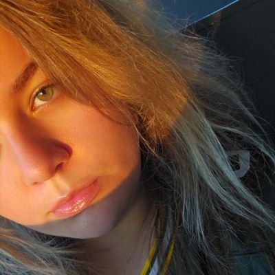 jordygirl34's profile picture. monkeyz