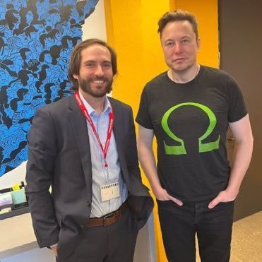 A great dad to my family ❤️. work as Elon musk personal assistant