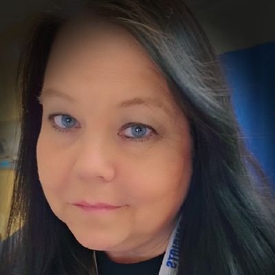 magicdust1's profile picture. Just me, an Indiana girl livin' by the beach! Love the Gamecocks! 🤙 #spursup