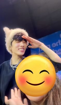 eajjyiiieehhh's profile picture. Day6💙 Jars🩵
Got7💚
SKZ