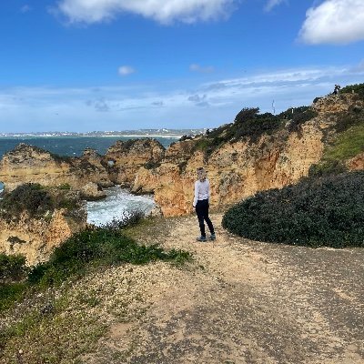 Sabine_Messner's profile picture. #StandWithUkraine #WomanLifeFreedom