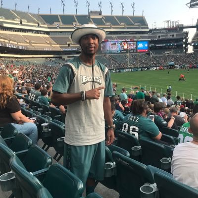 Regular dude trying to be the best father I can be for my lil ones! Full-time dad, full-time job, full-time grinder, GOTTA GRIND TO UNWIND!#teamgreatdad