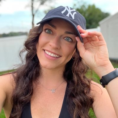 kelsielizabeth_'s profile picture. 