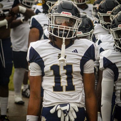 Southwest Dekalb High | 6’4 190 | 2026 | Saf/Wr | Combo Guard | GPA 3.0 @swdbasketball @SWD_FB