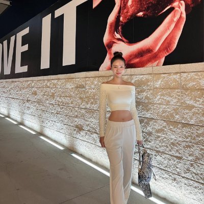 Yuri34t's profile picture. Pursuing dreams and embracing the journey