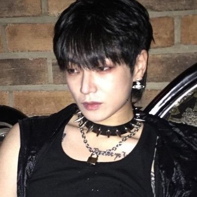 Hanse page 🌸 Missing Sese hours 🖤  BLUESSOM💙🦋🩵