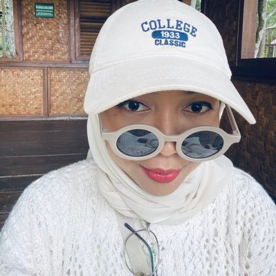 📍 JKT |🎒 Mathematics Teacher |🕹️ Magister Math Edu UNNES 25 | Ambis PM - PK cek ➡️ pinned 💃