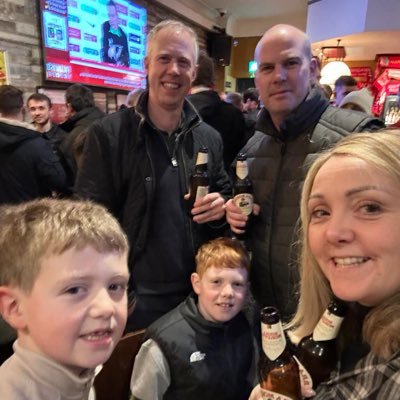 #ffc ST holder, Double league and cup winning Little League manager 😀 retired rugby player, general sports lover and 👑 of pub quiz sports rounds!