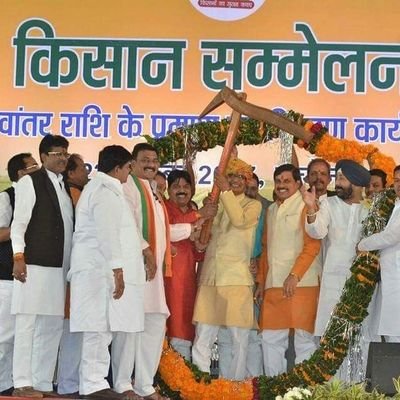 चंद्र विजय सिंह चौहान{छोटू बना}संपादक-अविचल एक्सप्रेस,RSS समर्थक,कल्याणी किसान उत्थान संस्था अध्यक्ष म.प्र,अखिल भारतीय क्षत्रिय महासभा युवा विंग प्रदेश अध्यक्ष