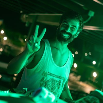 Mi danno fastidio molte parole • Non ho paura di dire emo • Metto like ai gattini • Di base ho fame