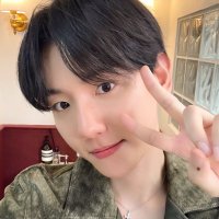 'ㅅ' (@baekhyunfeed) 's Twitter Profile Photo