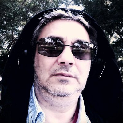 George Shominov was born in Baku in 1958. He graduated from college with a degree in electronics engineering. He began composing music in 1979.