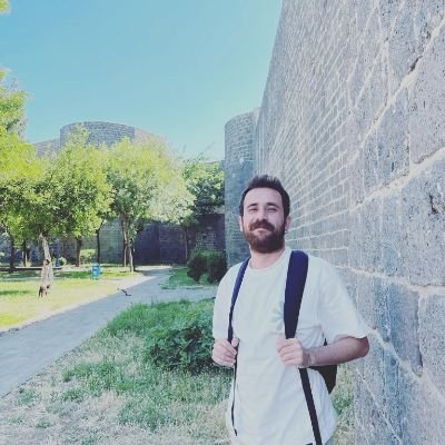 hurcaha's profile picture. Milyarlarca insandan bir tanesiyim. Varlığımı anlama kavuşturan cesaretli ve onurlu bir yaşam.

Samimiyet ve güven devrimcilerin mayasındadır.