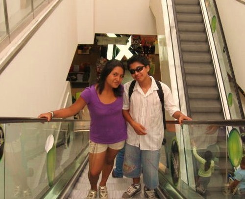 LoisLDonaby's profile picture. hi :-)