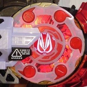 mitai7mousou's profile picture. 仮面ライダーの見たいモノの妄想する垢                                           
投稿・RTはほぼライダーものしかしない。　　 　                
あとリプが嬉しくてよく返信します。