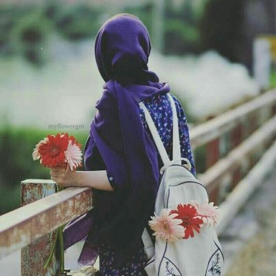 SayazanaM's profile picture. 