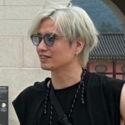 ファッションテック界隈 / https://t.co/lWmRmpSria COO /メタバース全般/Discord /ブランド運営効率化SaaS「AYATORI」CEO / https://t.co/kjyYeHC811東京ファッションテクノロジーラボ特任講師 /