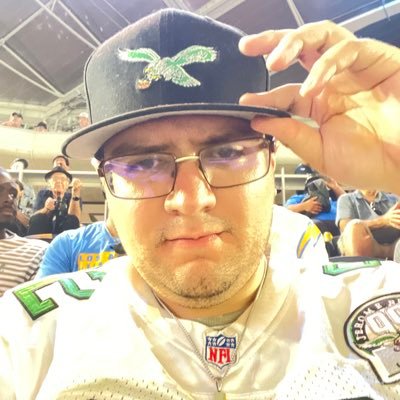 From So Cal Born & Raised, and Love reading-helping others. Philadelphia sports fan.