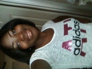 ashley_boss22's profile picture. Dese niggas my least worry.. My cash & kids come first!