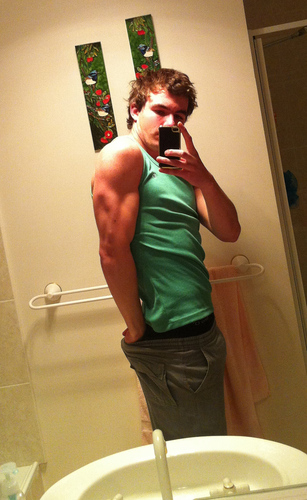 TheAwesomeBody's profile picture. I living in Denmark, but was born in UK, and now i'm working in Sweeden, Denmark, China and USA. My best friends twitter is @Jeb___