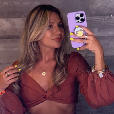 desireeamberd's profile picture. 